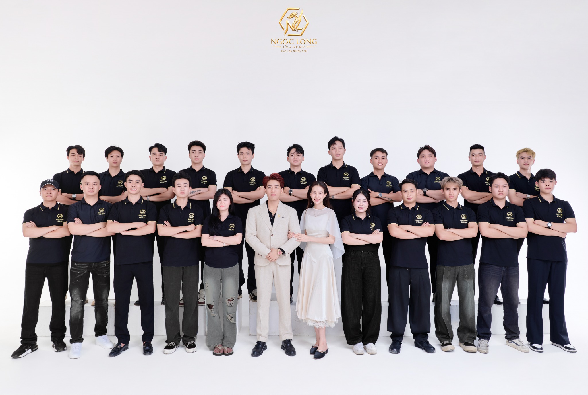 Ảnh tập thể Ngọc Long Studio